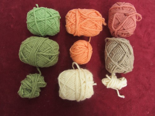 Remnants rug wool approx - of,